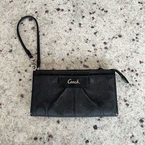 Coach Wristlet Wallet